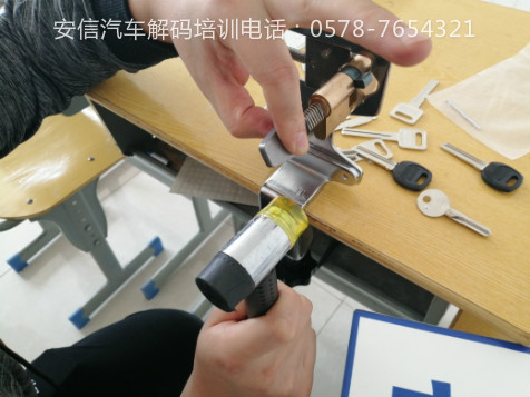 传统锁匠的市场还有吗？